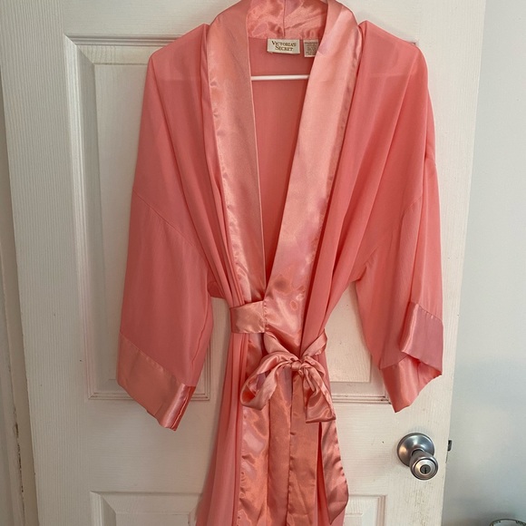 Victoria's Secret Other - Victorias Secret’s Robe Pink